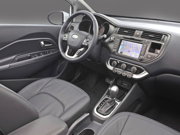 KIA Rio изнутри KIA Rio вид изнутри