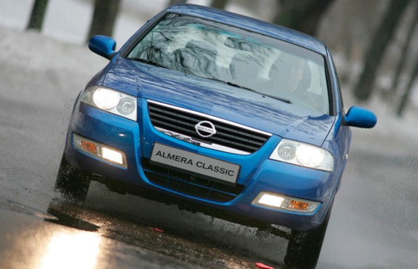 Nissan Almera