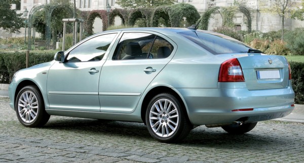 Skoda Octavia back